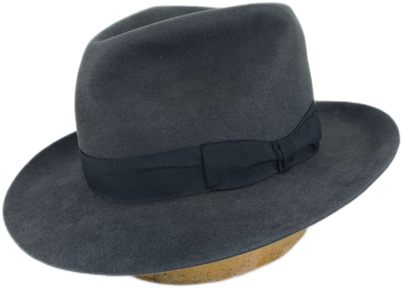 Černý Klobouk Tonak