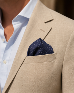 Suitsupply Linen Pocket Square – Navy with Polka Dots