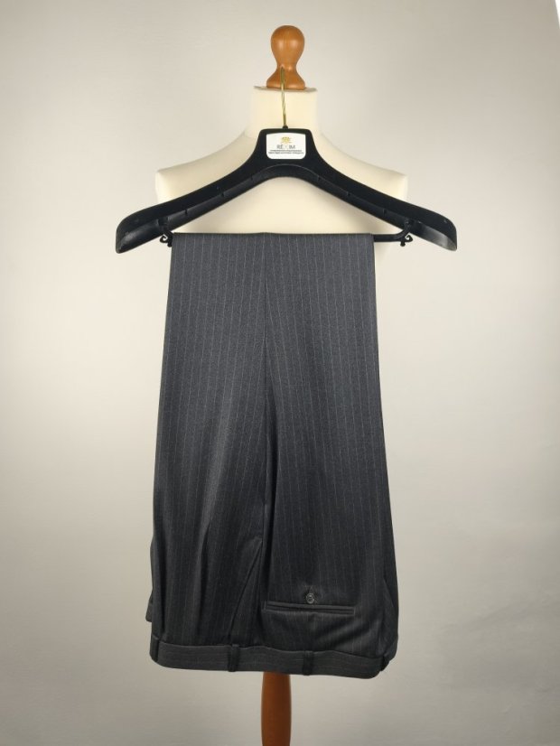 Dormeuil vintage oblek charcoal chalkstripe