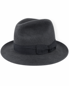 Černý Klobouk Tonak