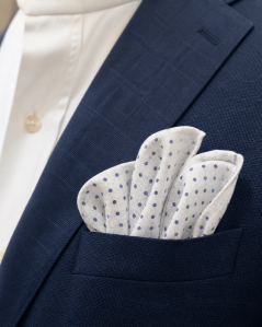 Suitsupply Linen Pocket Square – White with Blue Polka Dots